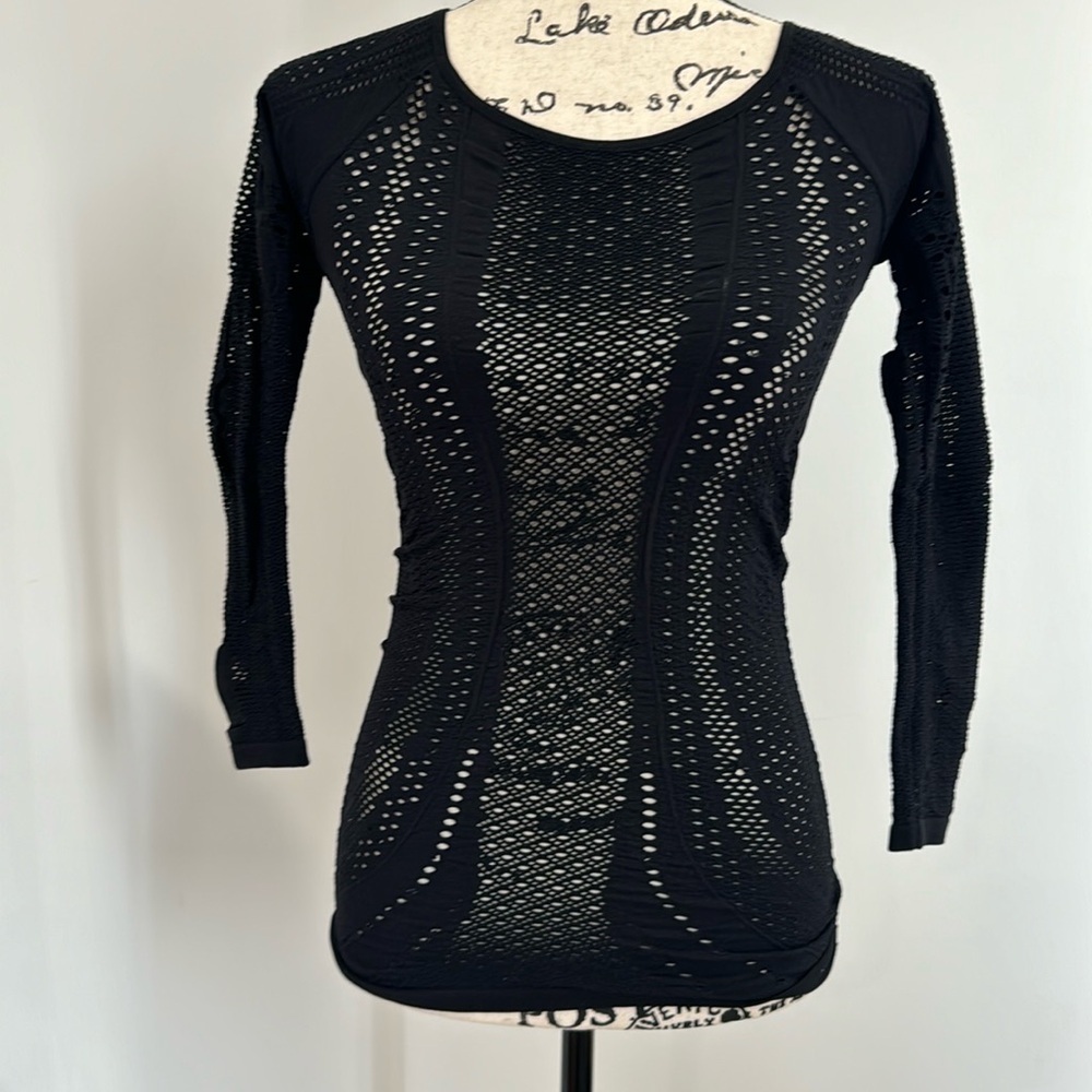 Long sleeve top
